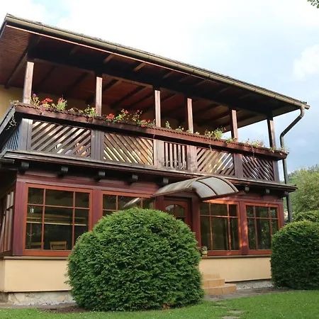 Domček V Záhrade Сasa de vacaciones *