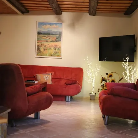 Сasa de vacaciones Domček V Záhrade *